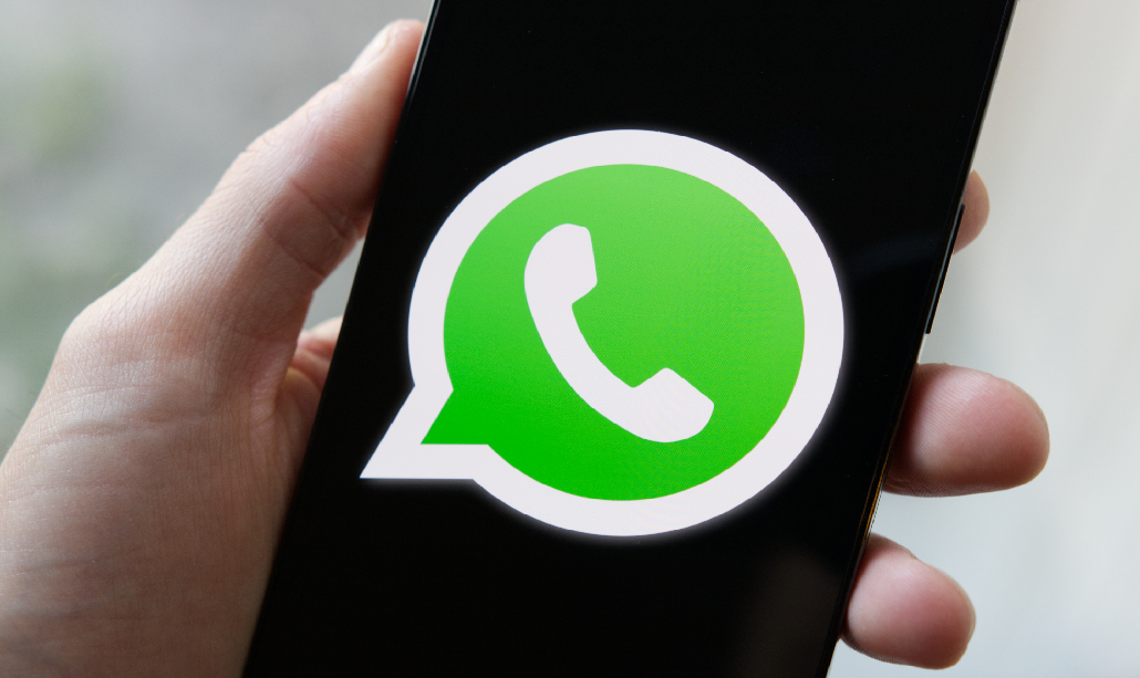 whatsapp-logo-phone-close whatsapp-logo-phone-close